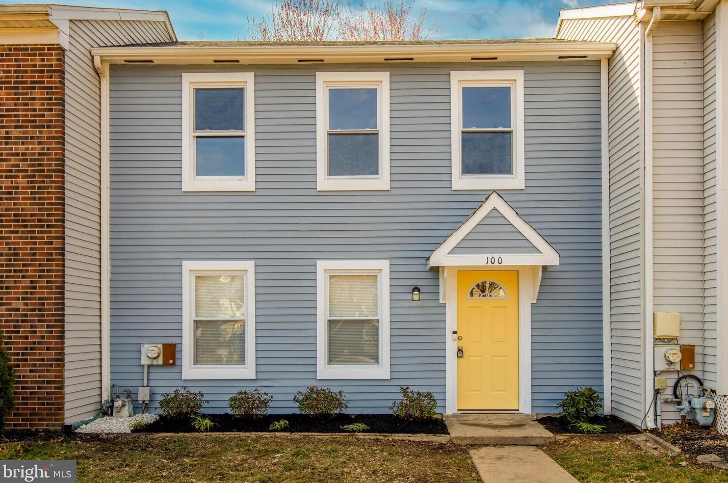 100 Hunt Dr, Horsham, PA 19044-1161