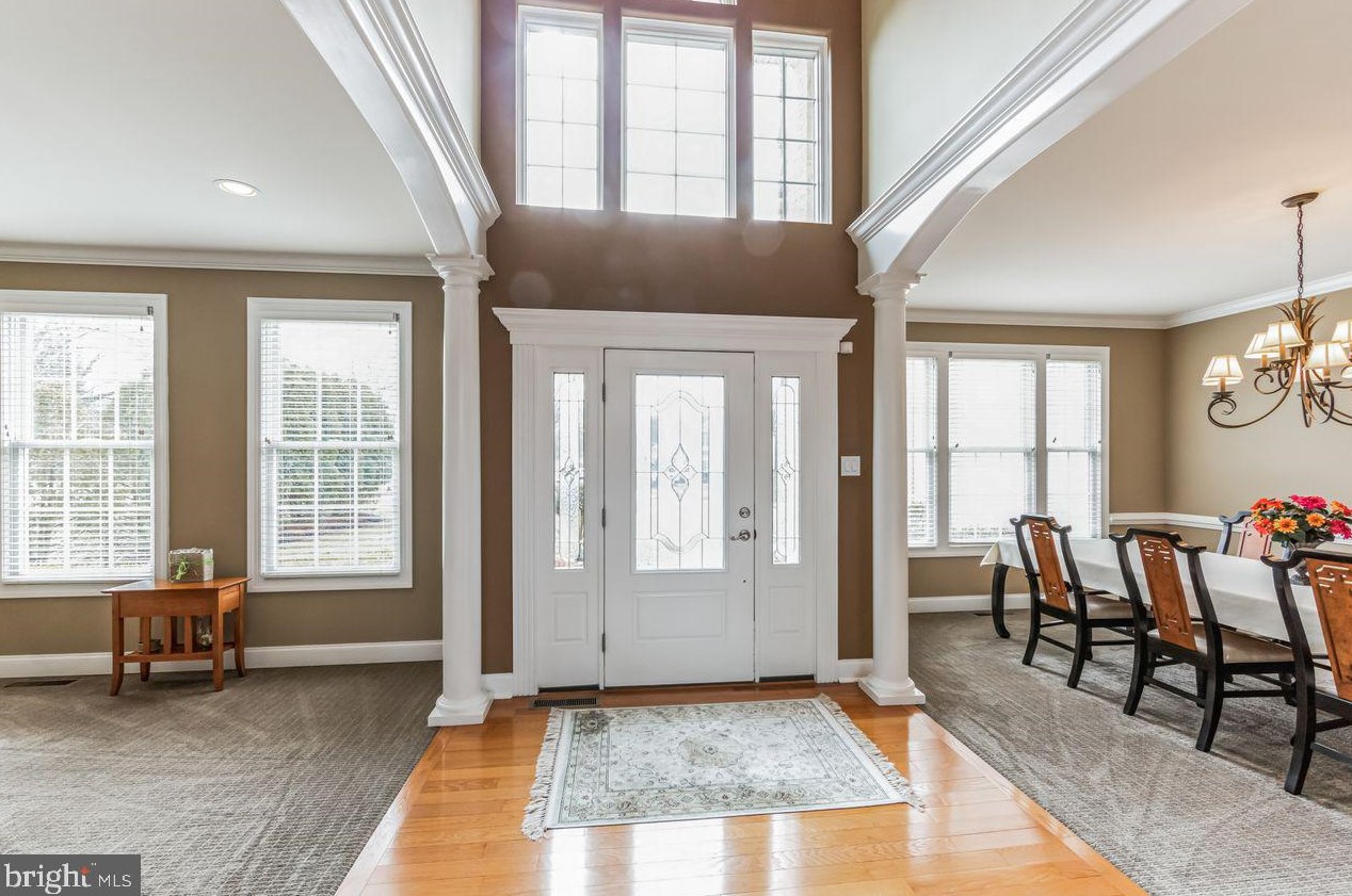 2117 Goodwin Ln, North Wales, PA 19454-1209