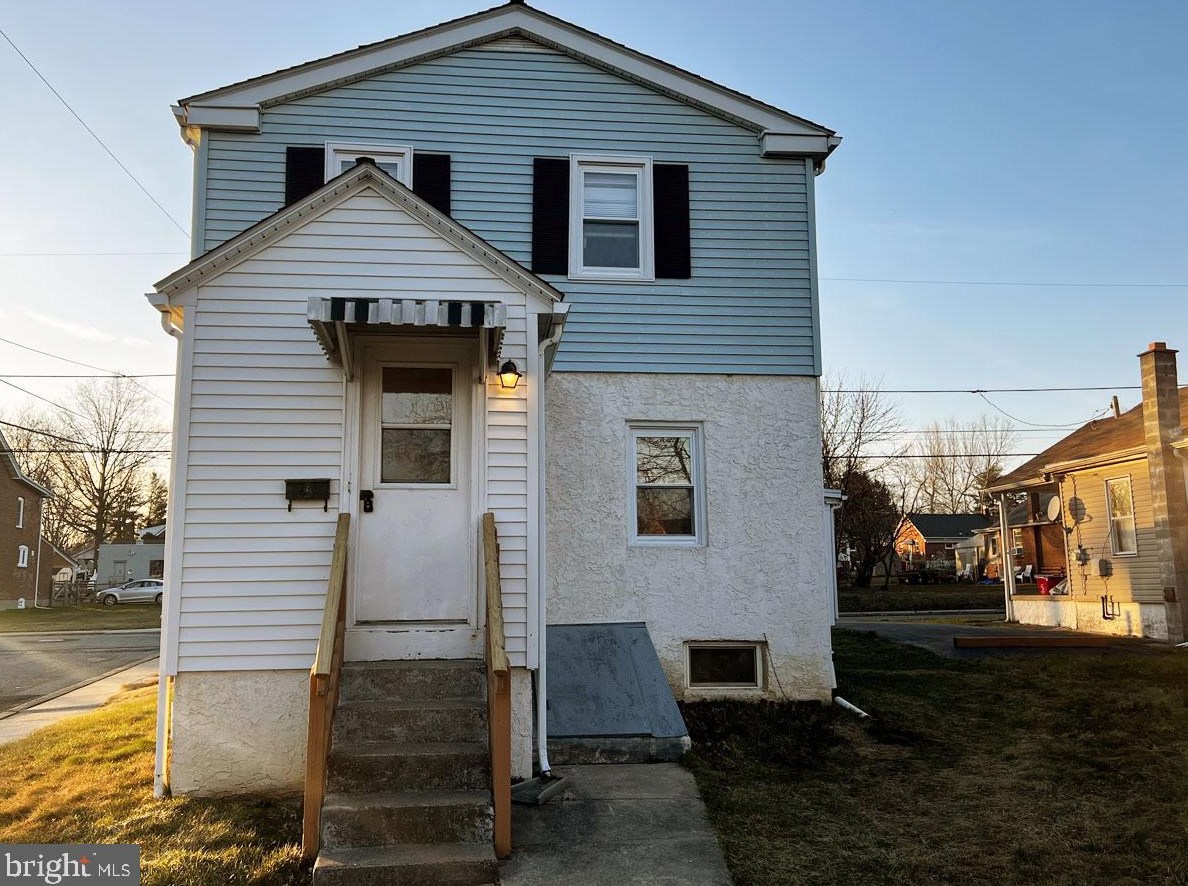 302 E Howard St, Pottstown, PA 19464
