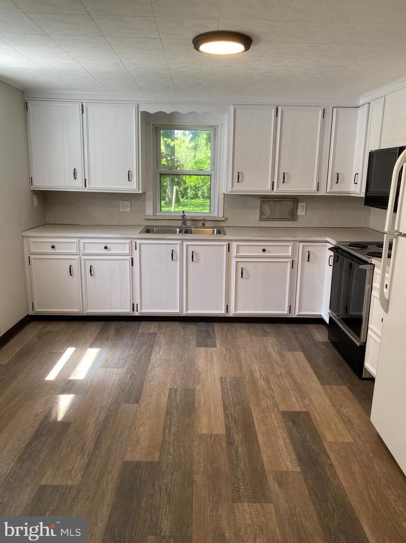 303 Vaughn Rd, Limerick, PA 19468