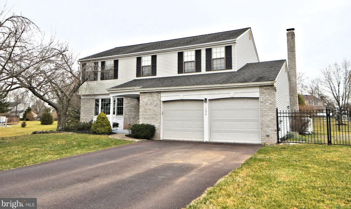 1808 Red Oak Way, Hatfield, PA 19440