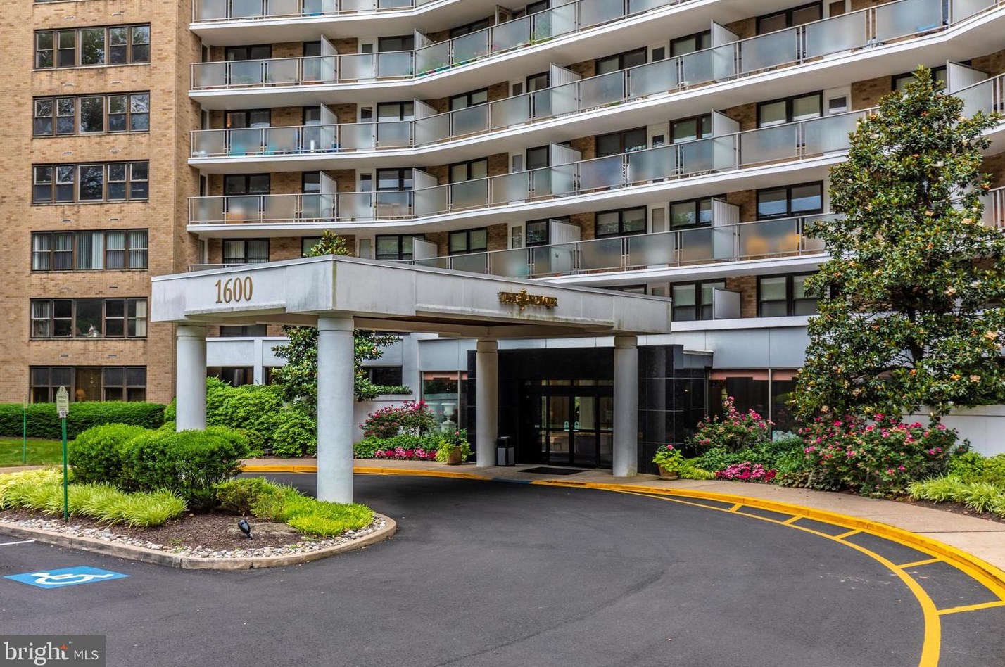 1600 Hagys Ford Rd #4j, Penn Valley, PA 19072