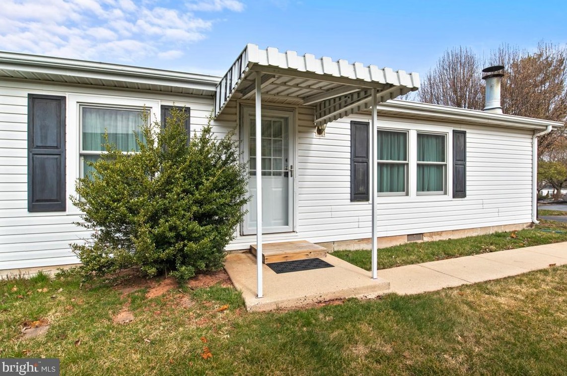 17 Acorn Ct, Harleysville, PA 19438
