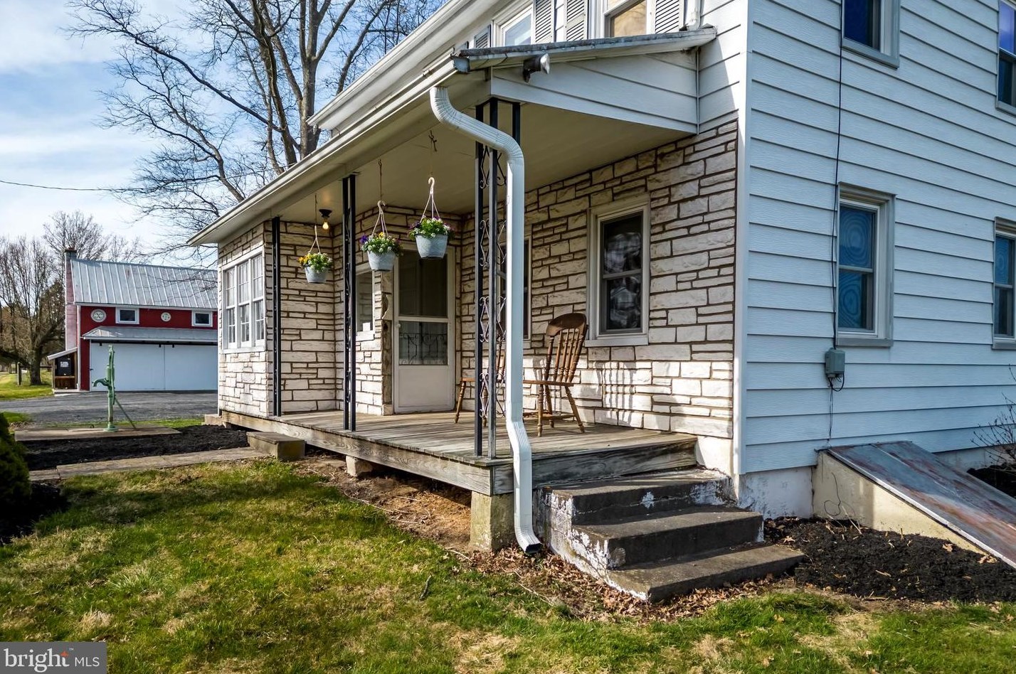 3013 Little Rd, Perkiomenville, PA 18074