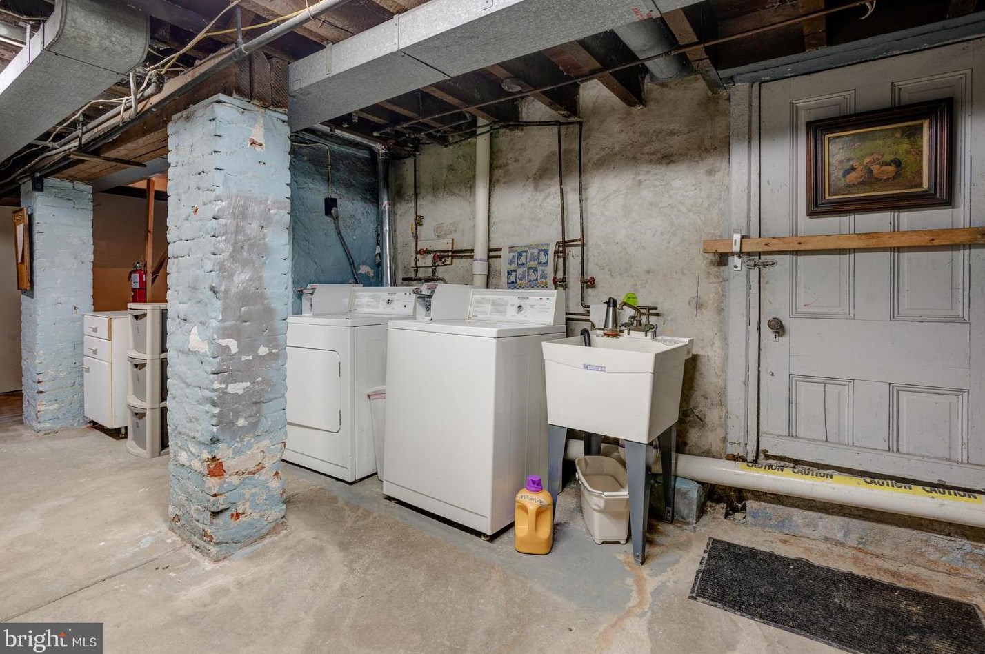 808 Willow Grv Ave, Ardsley PA  19038-7908 exterior