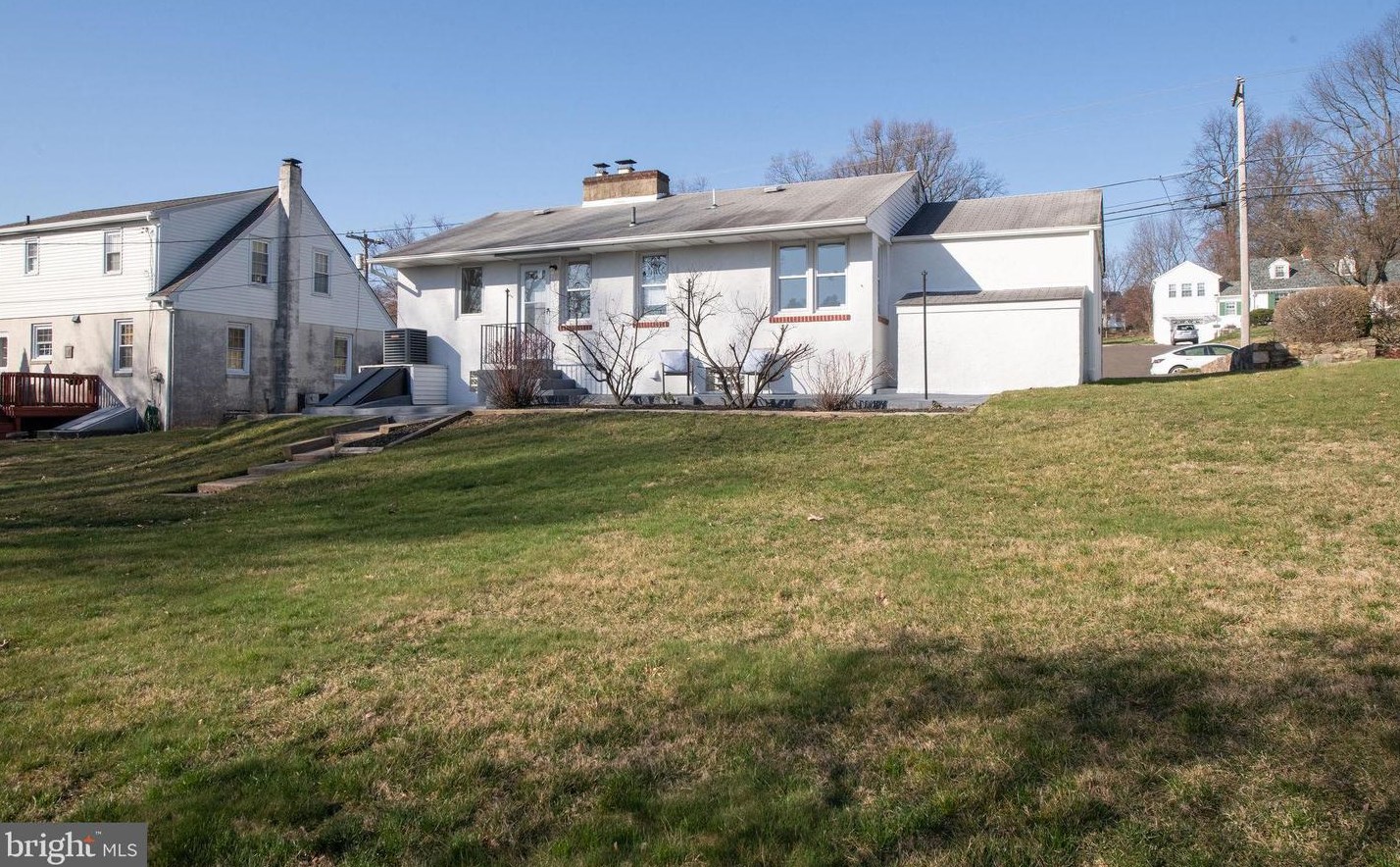 241 Limekiln Pike, Ardsley PA  19038-3319 exterior