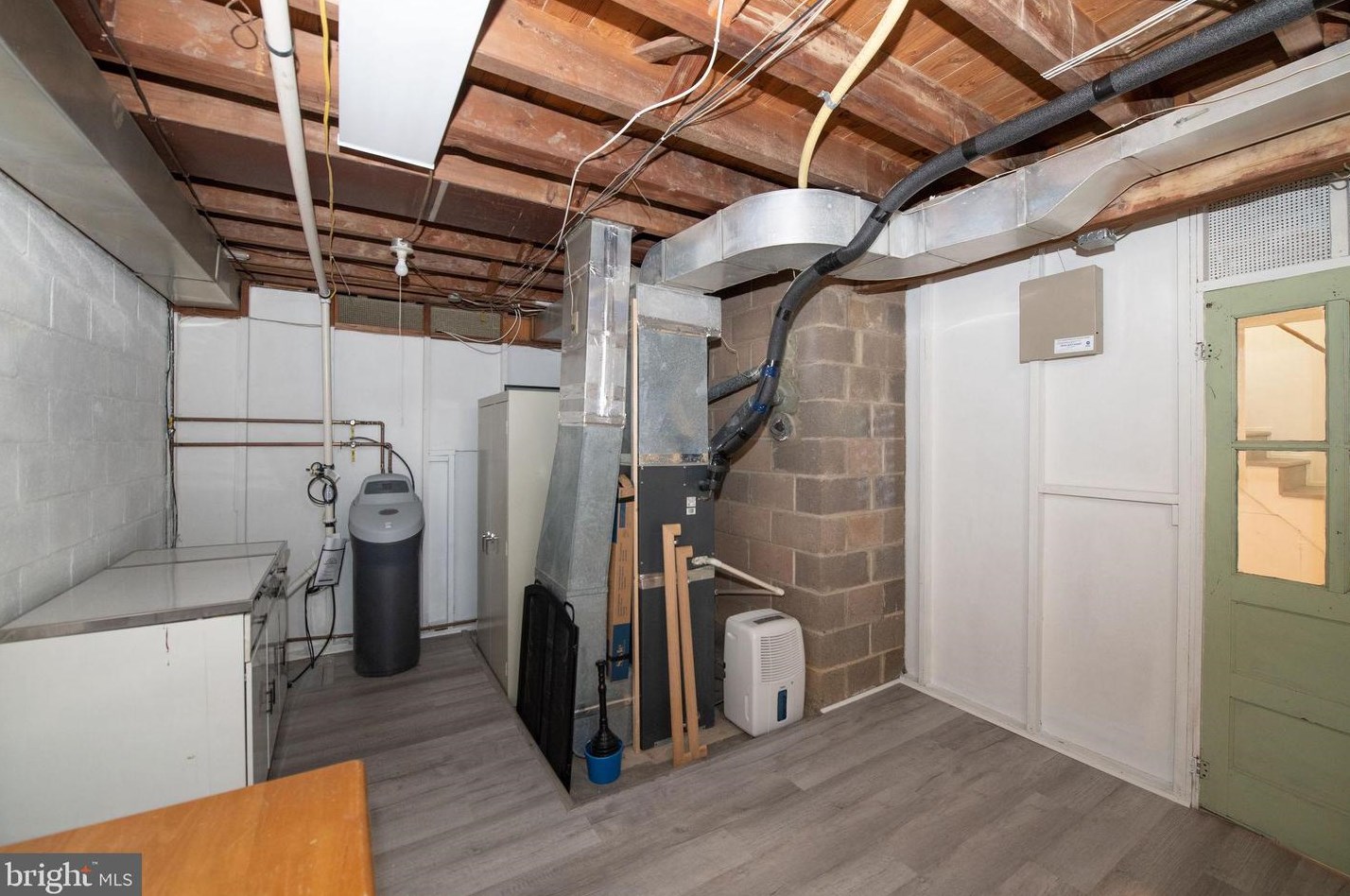 241 Limekiln Pike, Ardsley PA  19038-3319 exterior