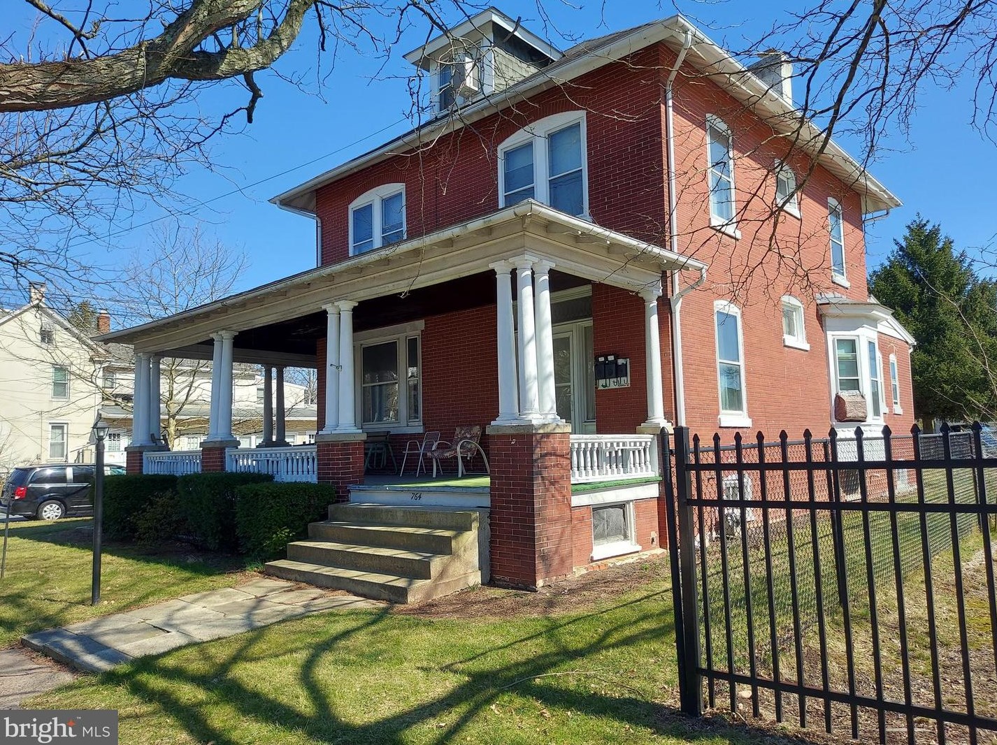 764 Charlotte St, Pottstown, PA 19464-4648