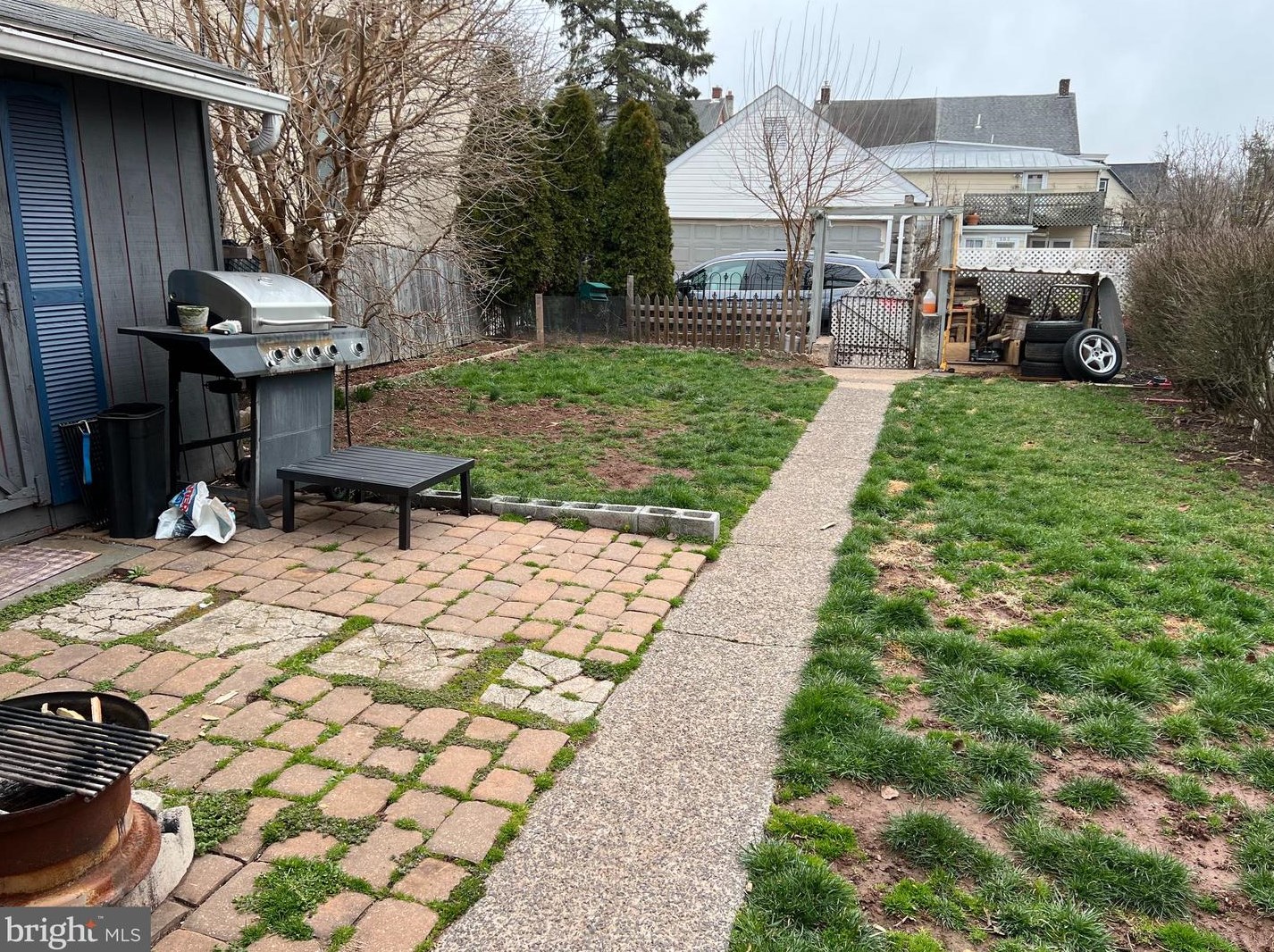 506 Charlotte St, Pottstown PA  19464-4603 exterior
