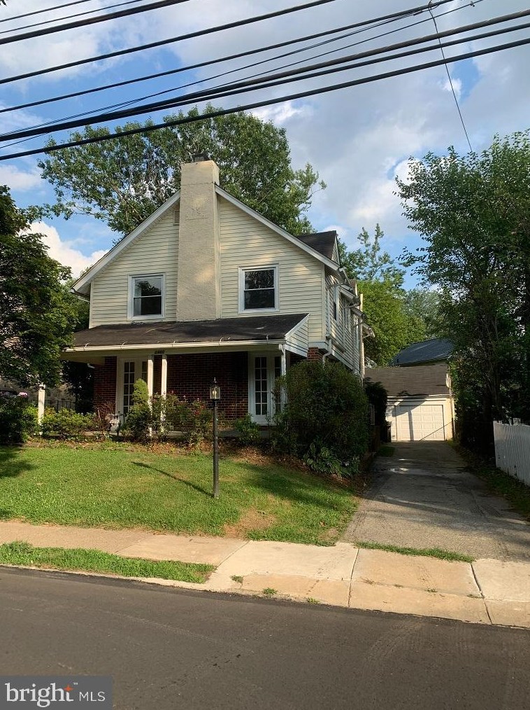 1460 Manoa Rd, Penn Wynne PA  19096-3502 exterior