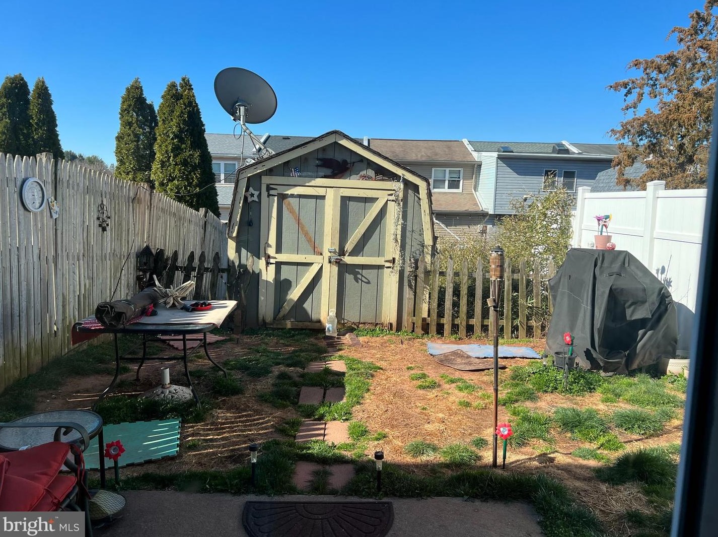 536 Blaker Dr, East Greenville, PA 18041