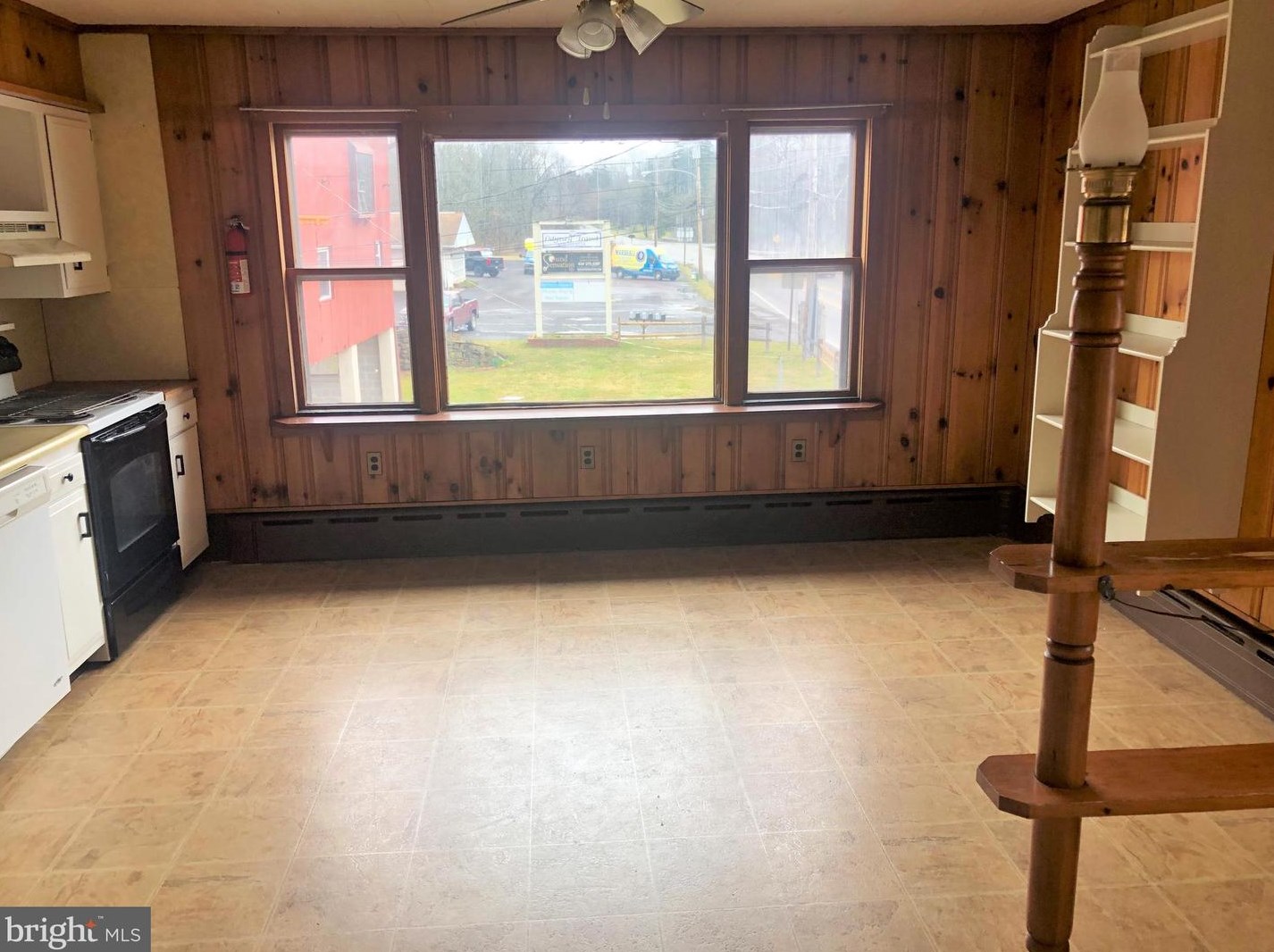 1289 Bridge Rd #apt A, Collegeville, PA 19473