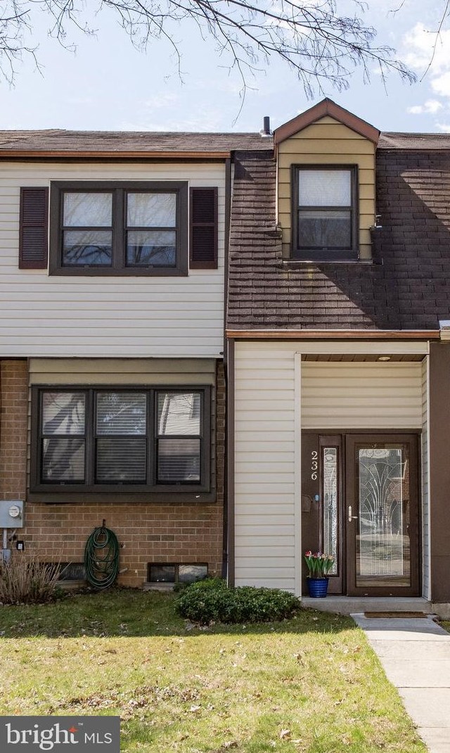 236 Birch Dr, Miquon, PA 19444