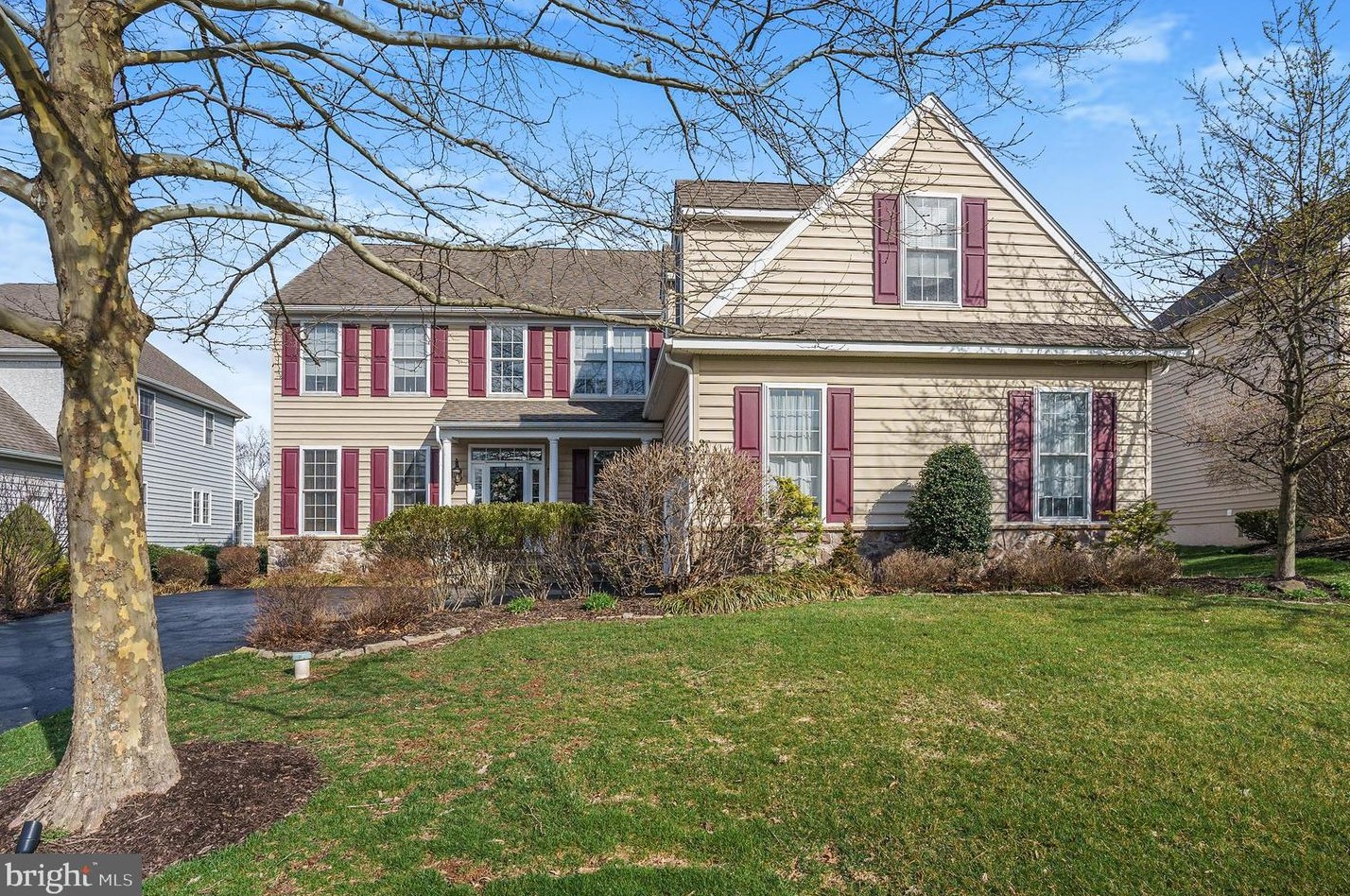 83 Masters Dr, Pottstown, PA 19464
