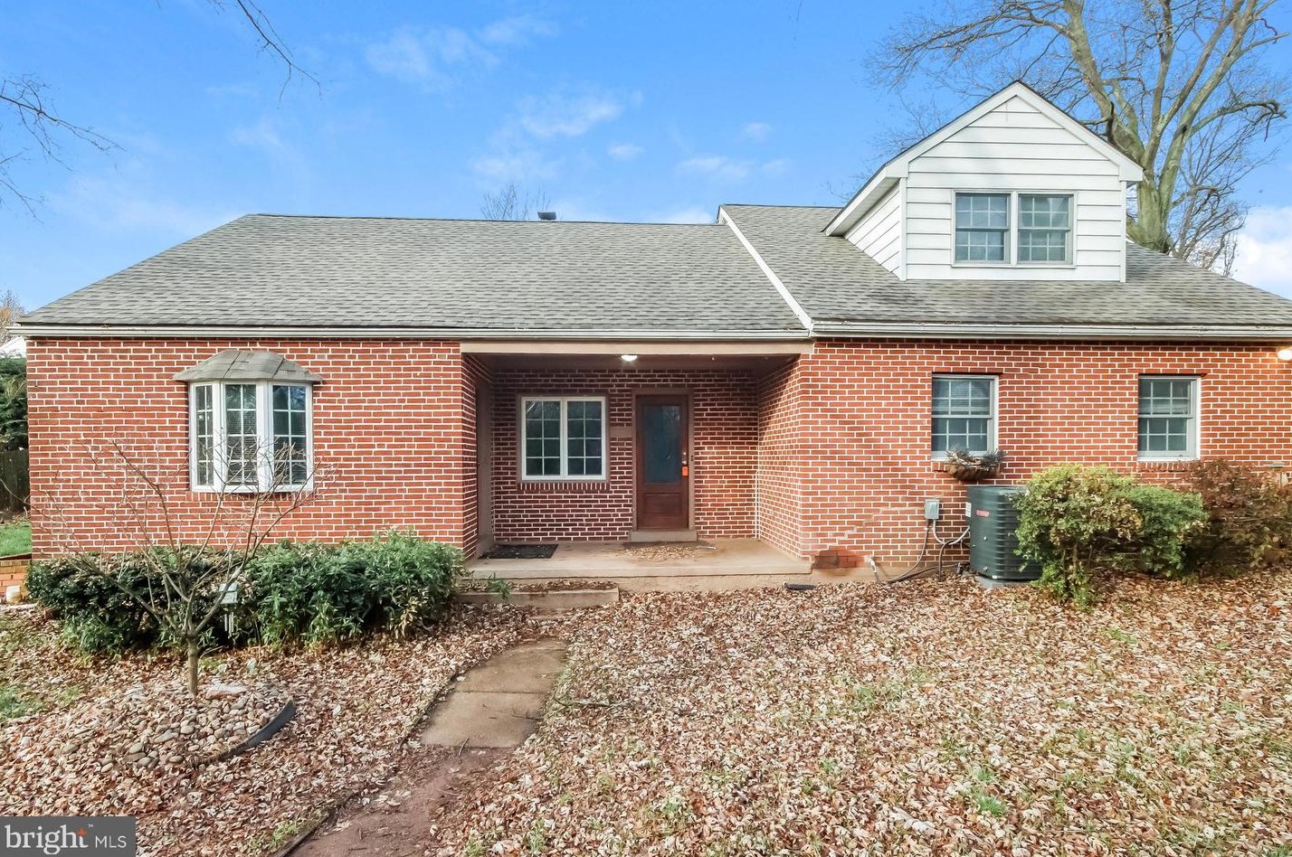 1097 N Adams St, Pottstown, PA 19464