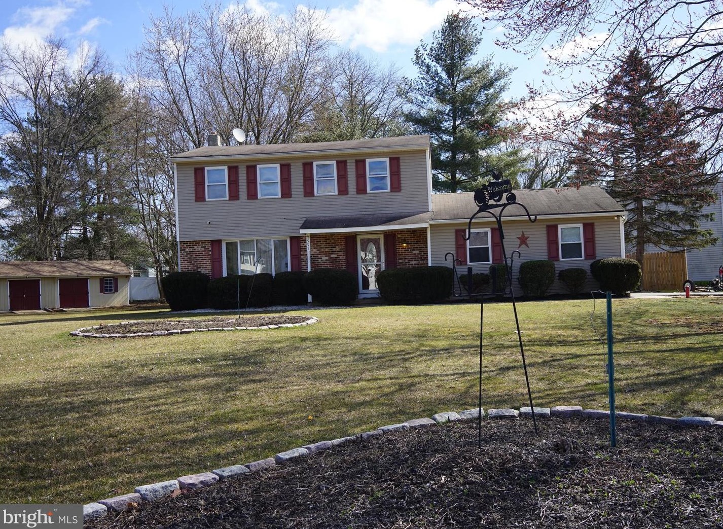 998 Pelham Dr, Hatfield, PA 19440-2238
