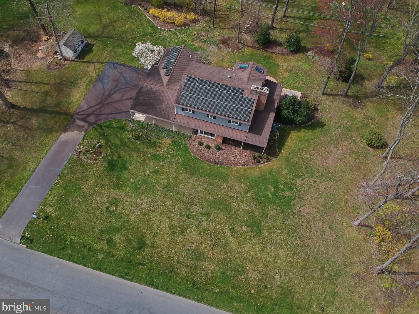 114 White Oak Rd, North Wales PA  19454-2450 exterior