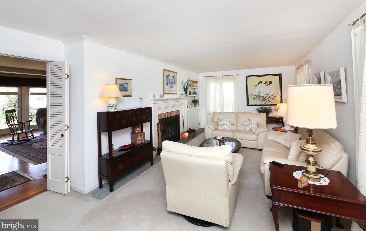 114 White Oak Rd, North Wales PA  19454-2450 exterior