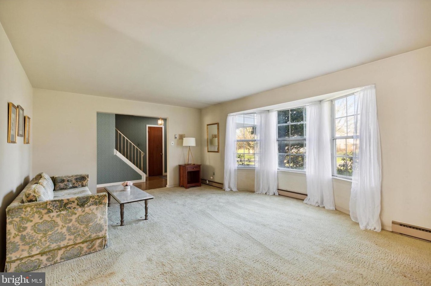 1790 Cassell Dr, Blue Bell, PA 19422