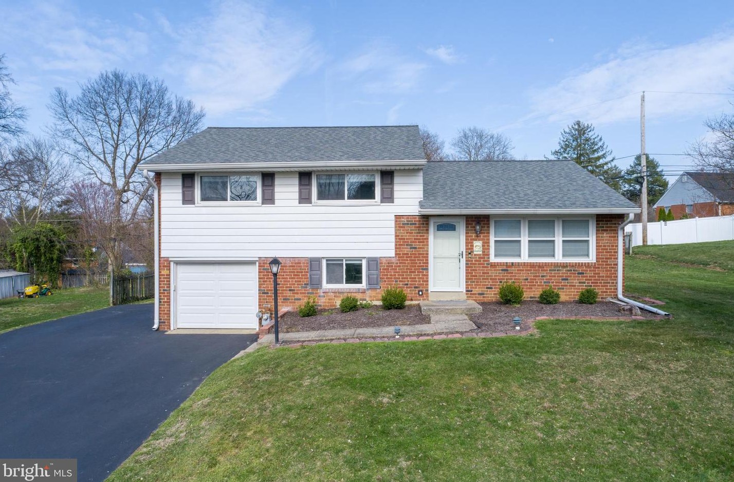 424 Hillside Rd, Norristown, PA 19406