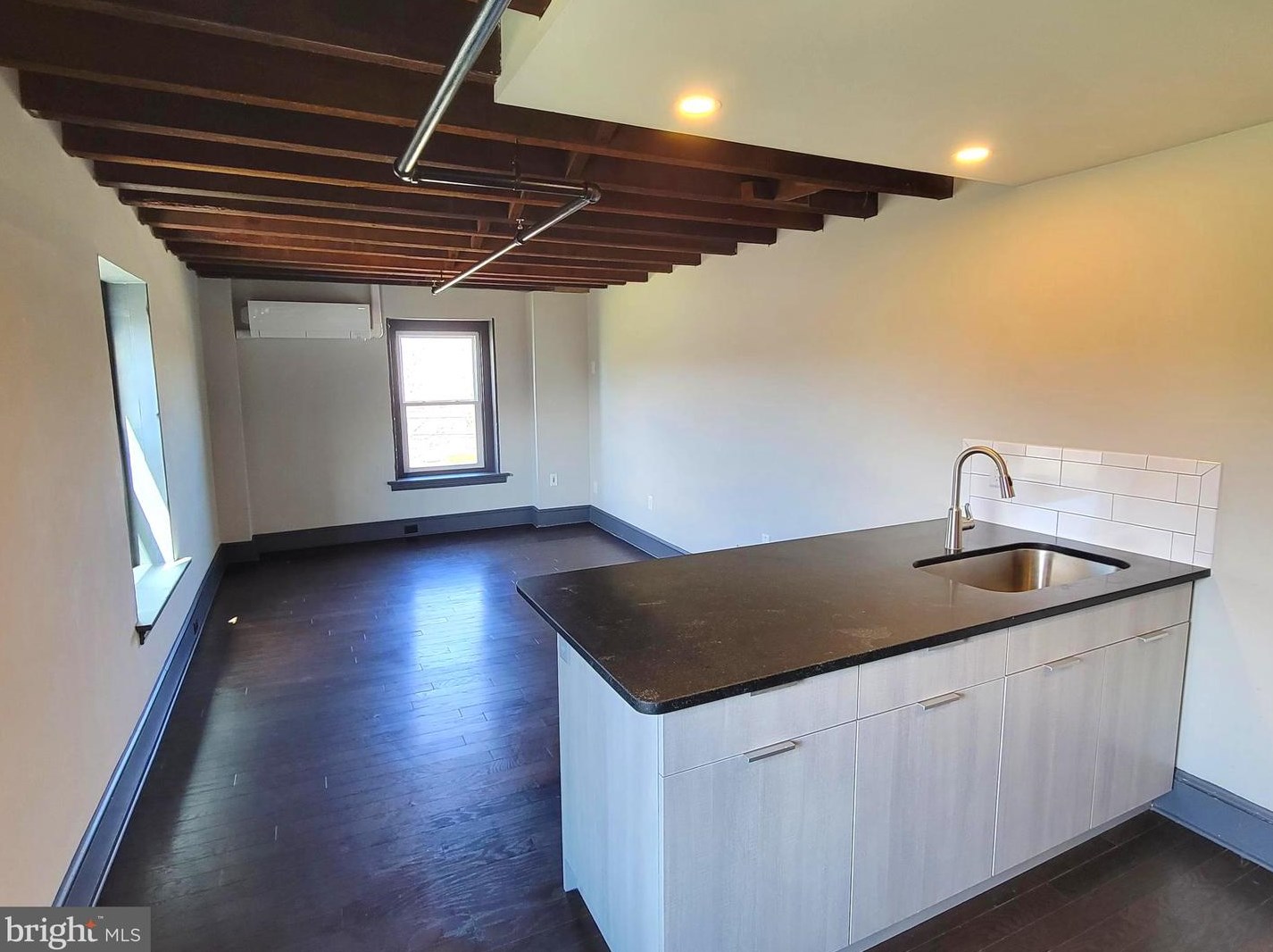 170 South St #303, Pottstown, PA 19464