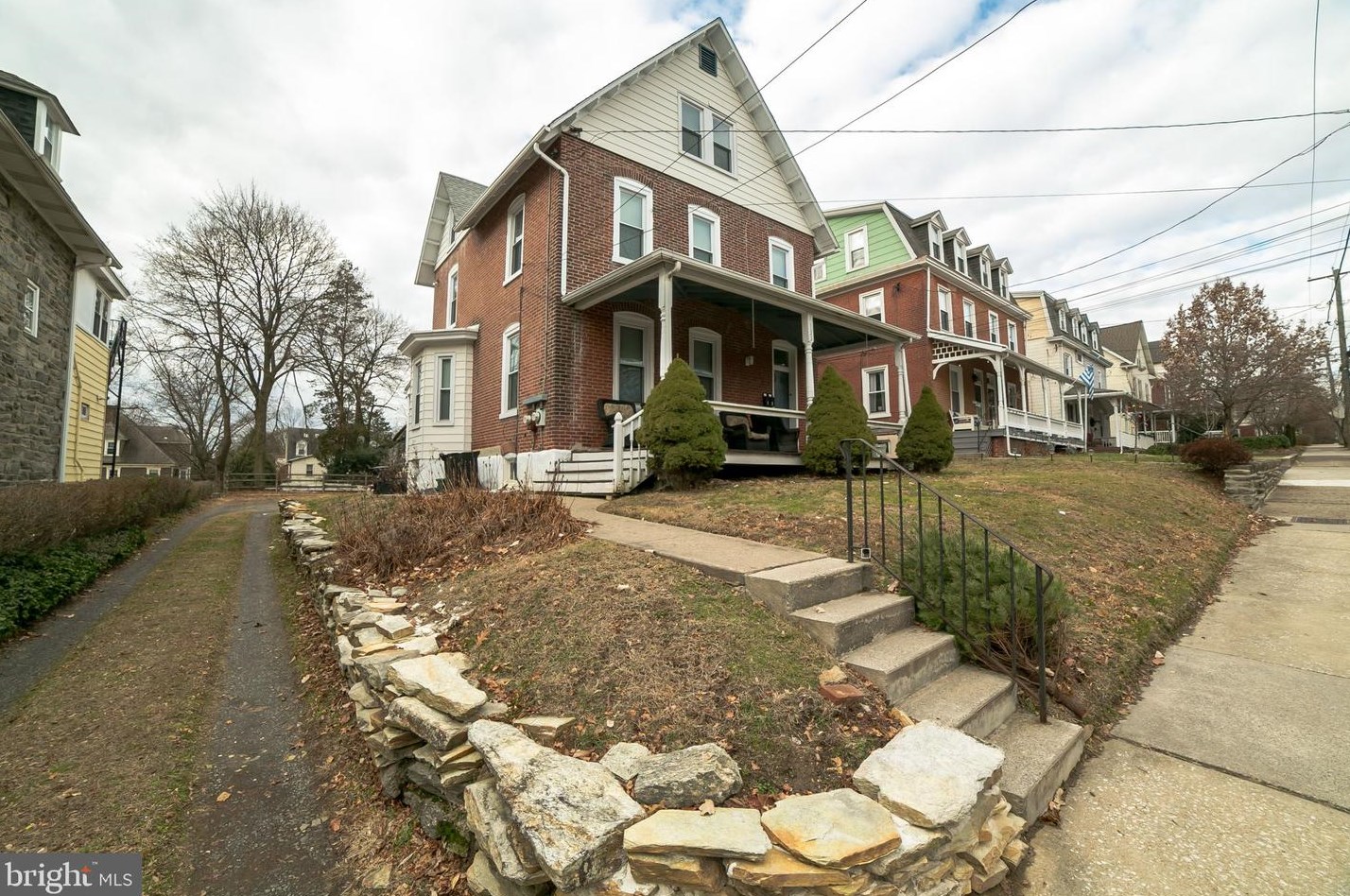 133 Cedar St #2, Meadowbrook, PA 19046