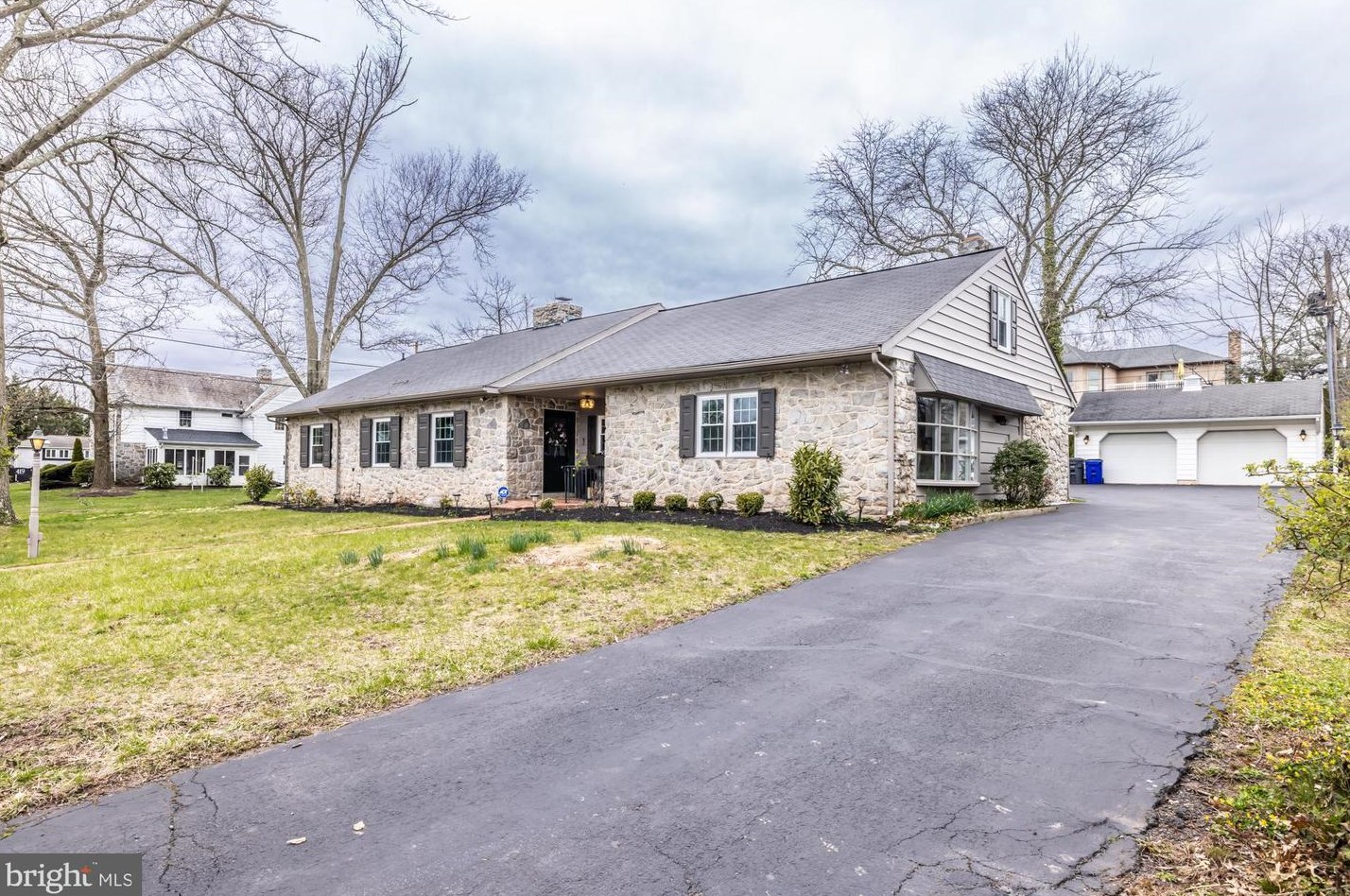 419 N Mt Vernon St, Pottstown, PA 19464