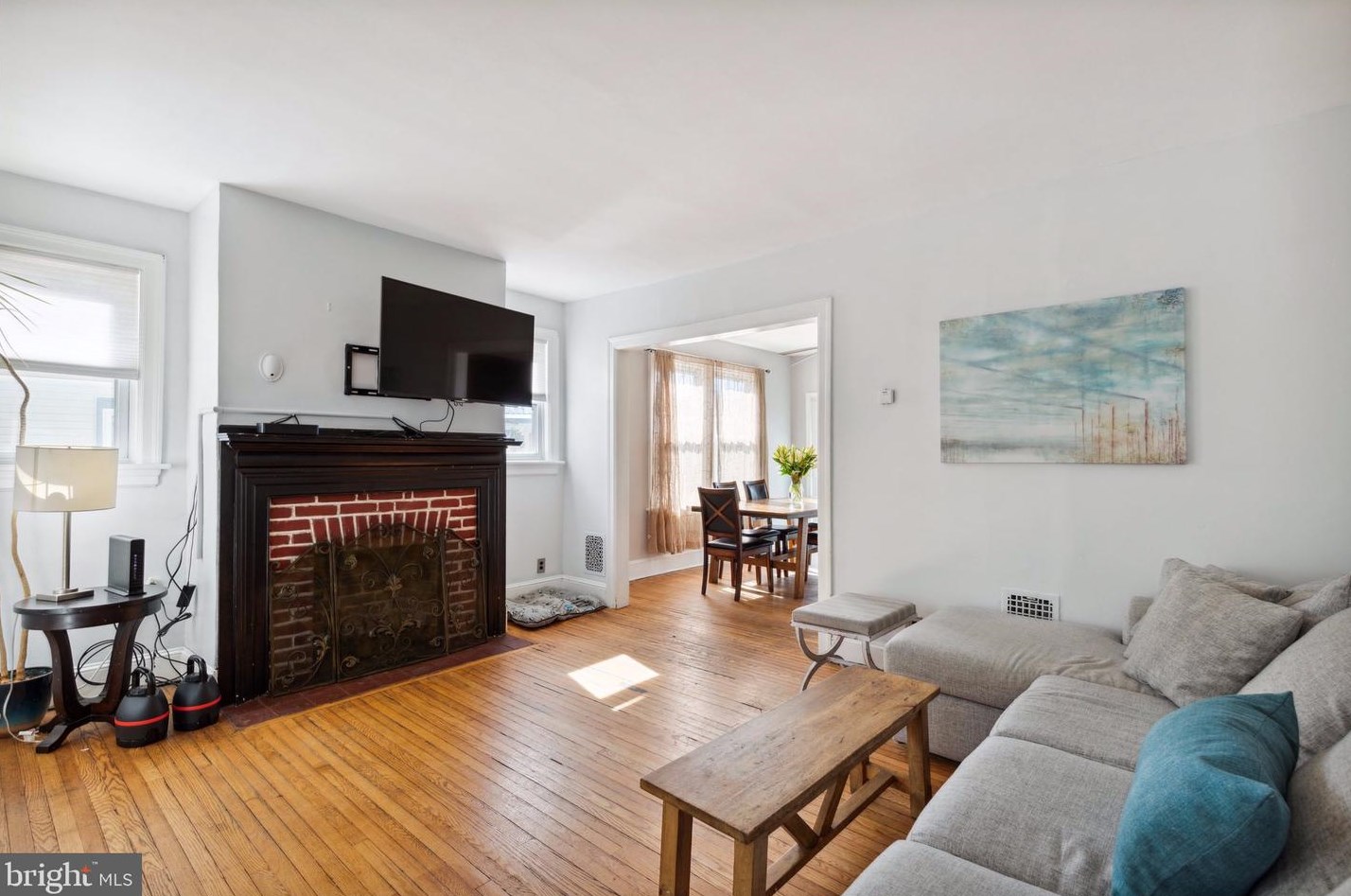 22 Waverly Rd, Ardsley, PA 19038-4012