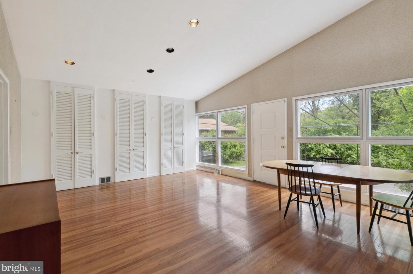 302 Atwood Rd, Ardsley, PA 19038-7004