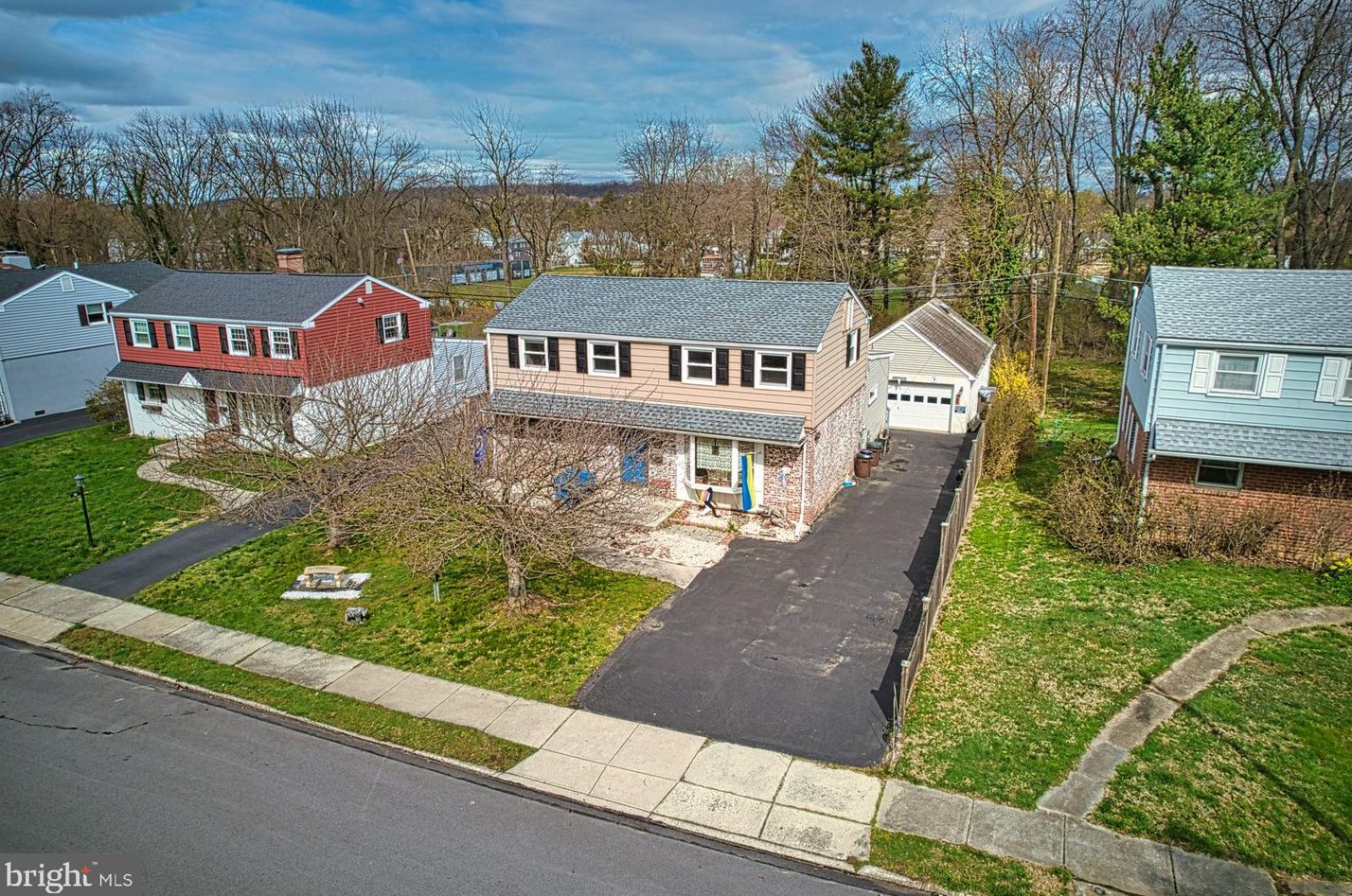 35 E Wissahickon Ave, Flourtown, PA 19031