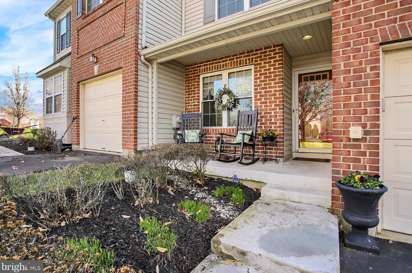302 Manor Rd, Harleysville, PA 19438