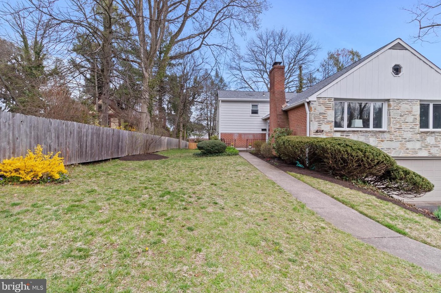 213 Maple Ave, Wyncote, PA 19095