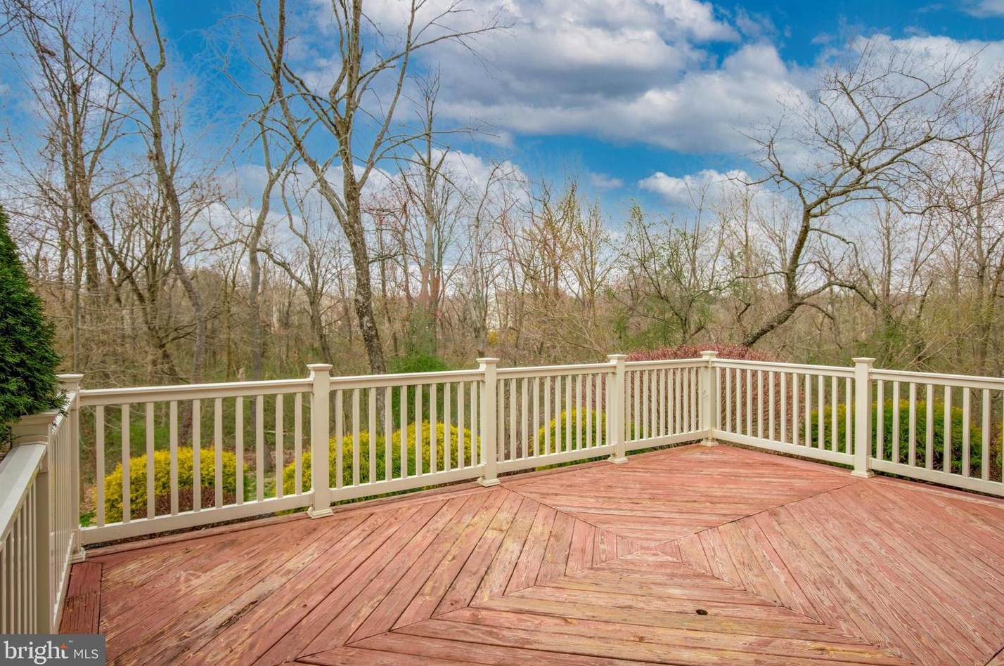 105 Stayman Dr, North Wales PA  19454-1433 exterior