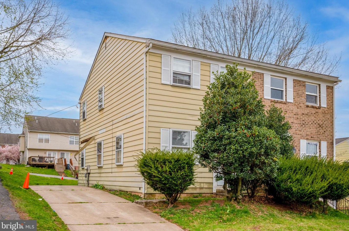 516 Butler St, Pottstown, PA 19464-4716