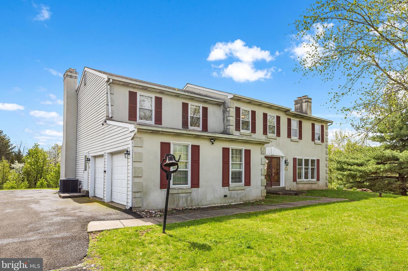 801 Clover Dr, North Wales, PA 19454-2749
