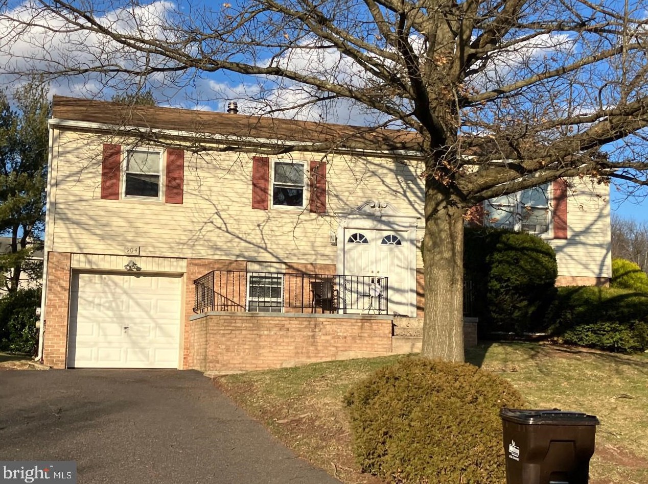 904 Mennonite Rd, Limerick, PA 19468