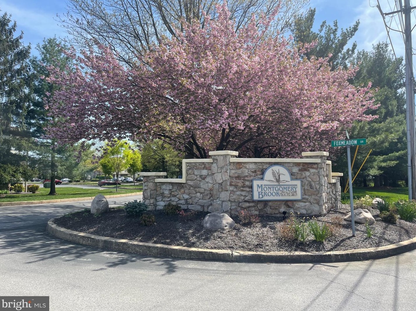 2107 Foxmeadow Dr #condo 2107, Limerick, PA 19468