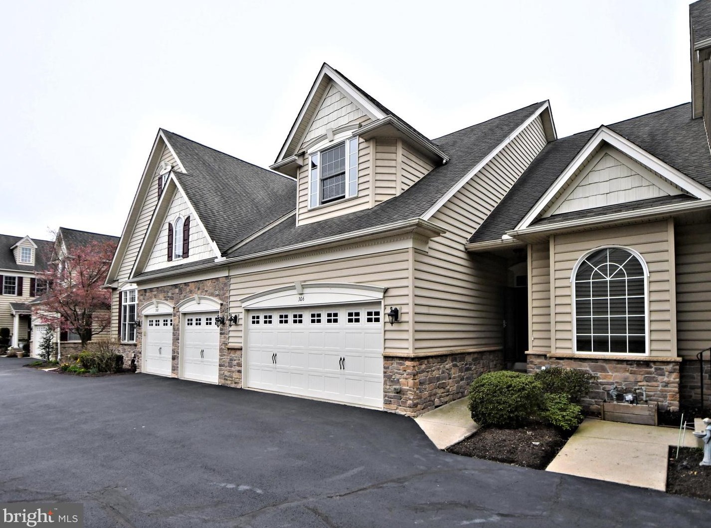 306 Kennedy Rd, North Wales, PA 19454-5603