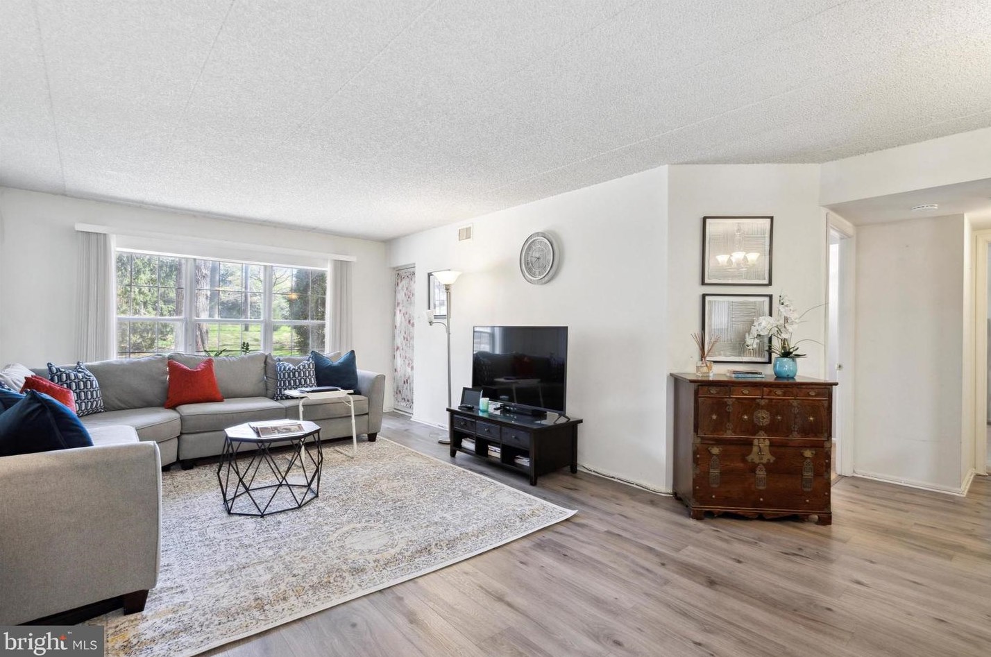 1615 Valley Glen Rd #164, Melrose Park, PA 19027