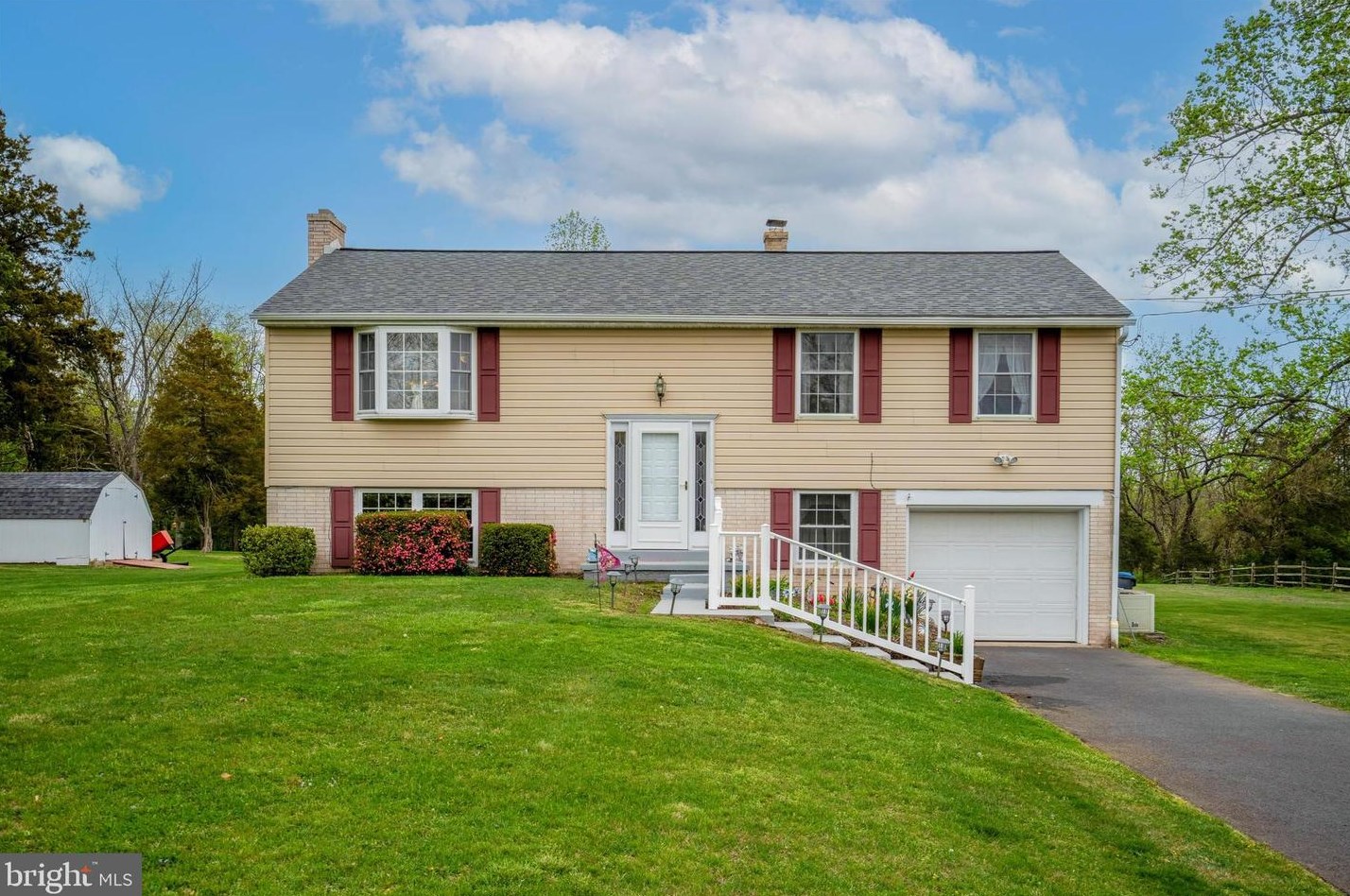 1822 Old Sumneytown Pike, Harleysville, PA 19438