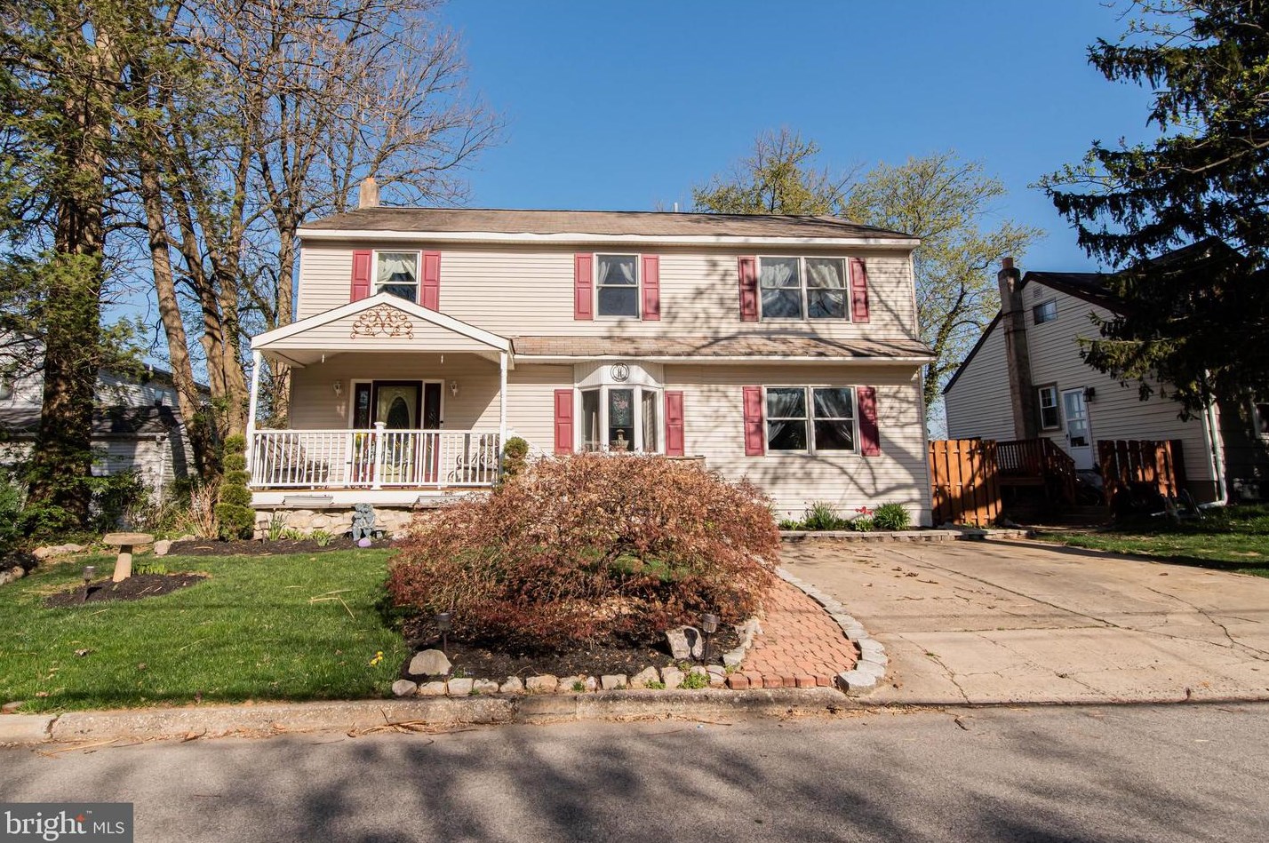 818 Tennis Ave, Ardsley, PA 19038-1805