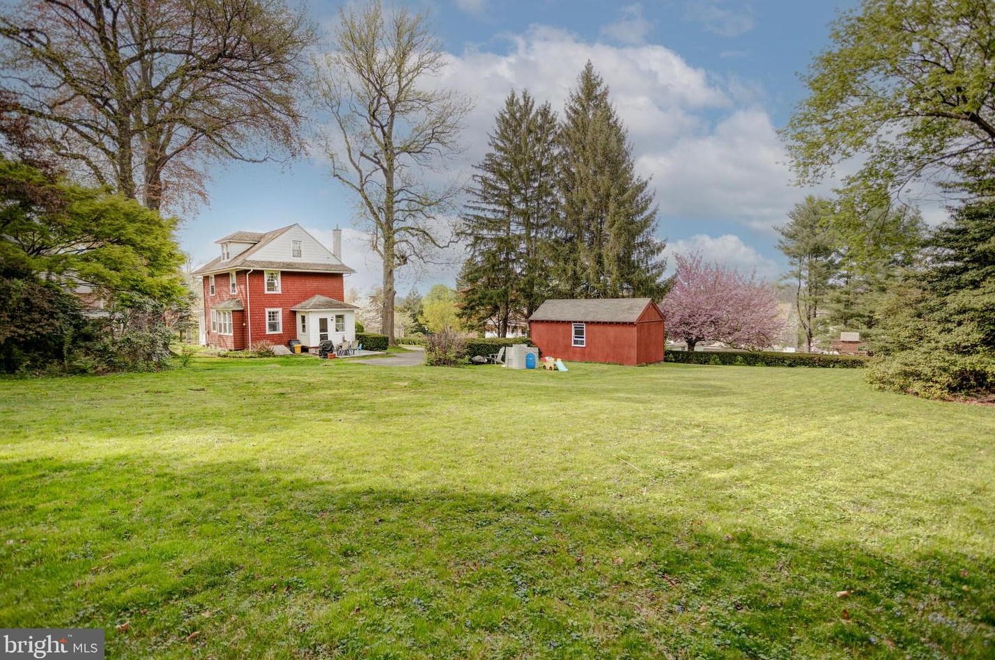 7 Whitemarsh Ave, Ardsley, PA 19038-8239