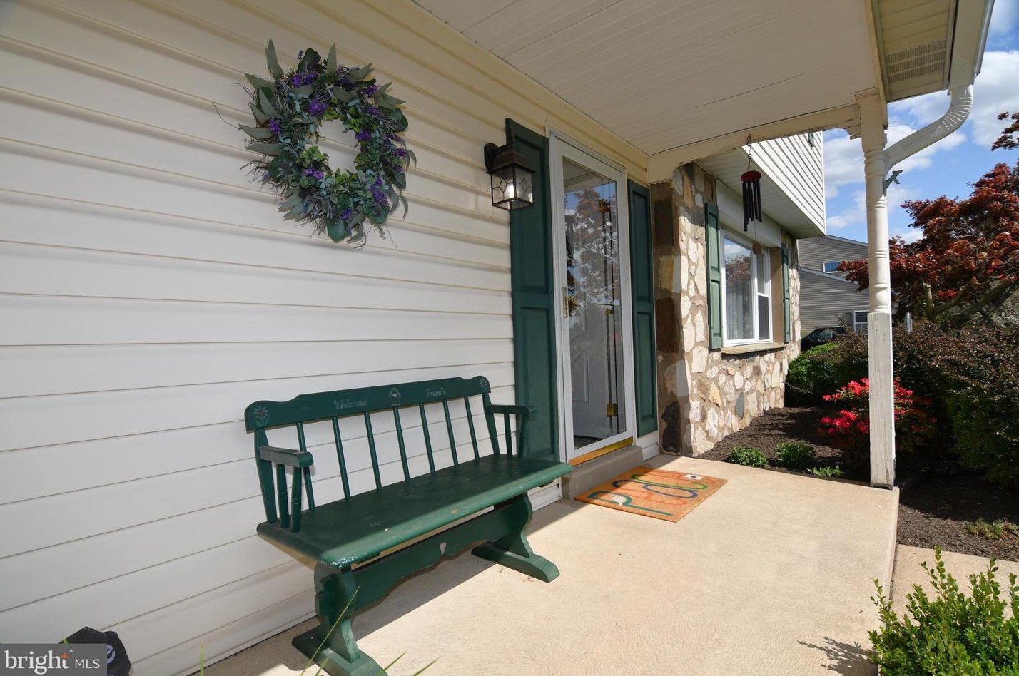 1109 Walnut Ln, Lansdale, PA 19446