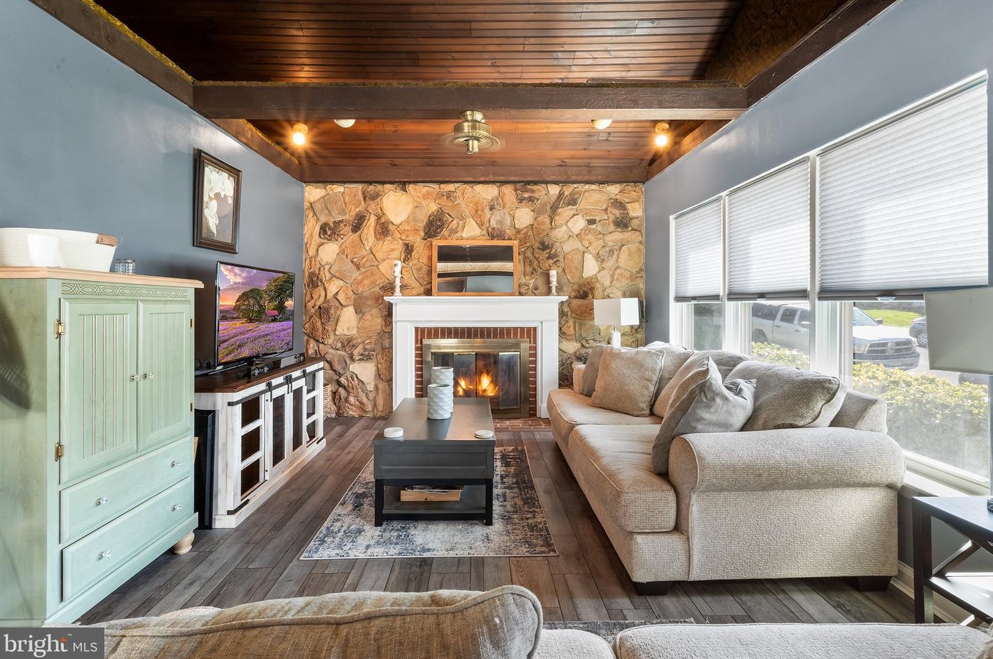 212 Blake Ave, Meadowbrook PA  19046-4211 exterior