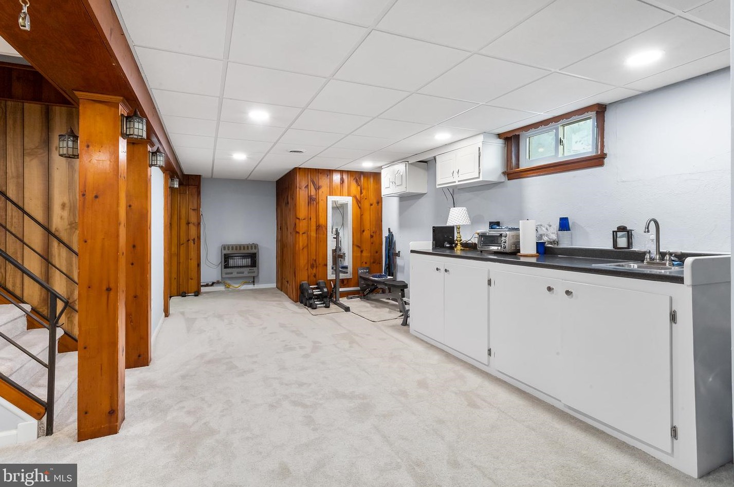 212 Blake Ave, Meadowbrook PA  19046-4211 exterior