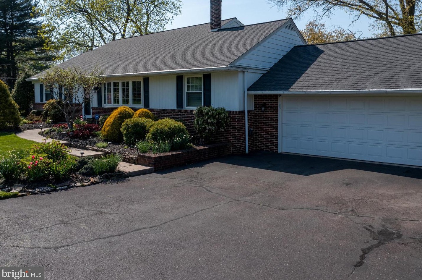 2430 Schlosser Rd, Harleysville, PA 19438