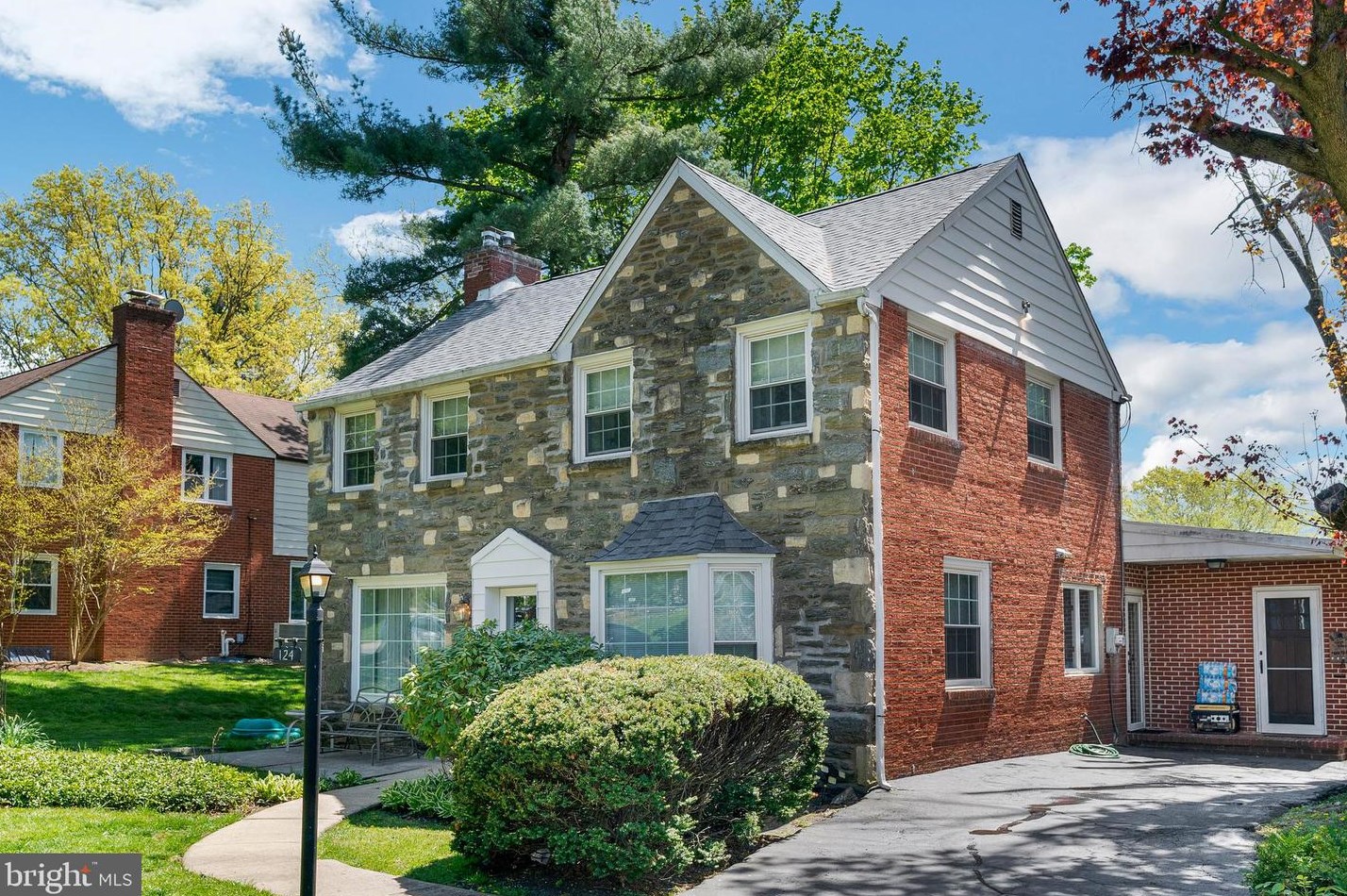 124 Kingston Rd, Cheltenham, PA 19012