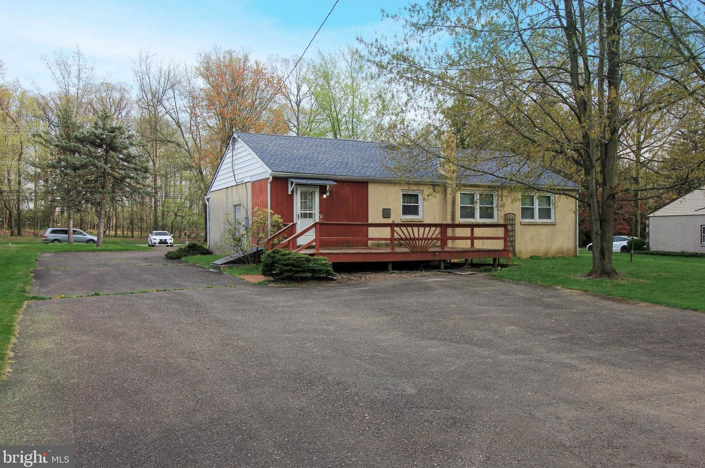 607 Wales Rd, North Wales PA  19454-1724 exterior