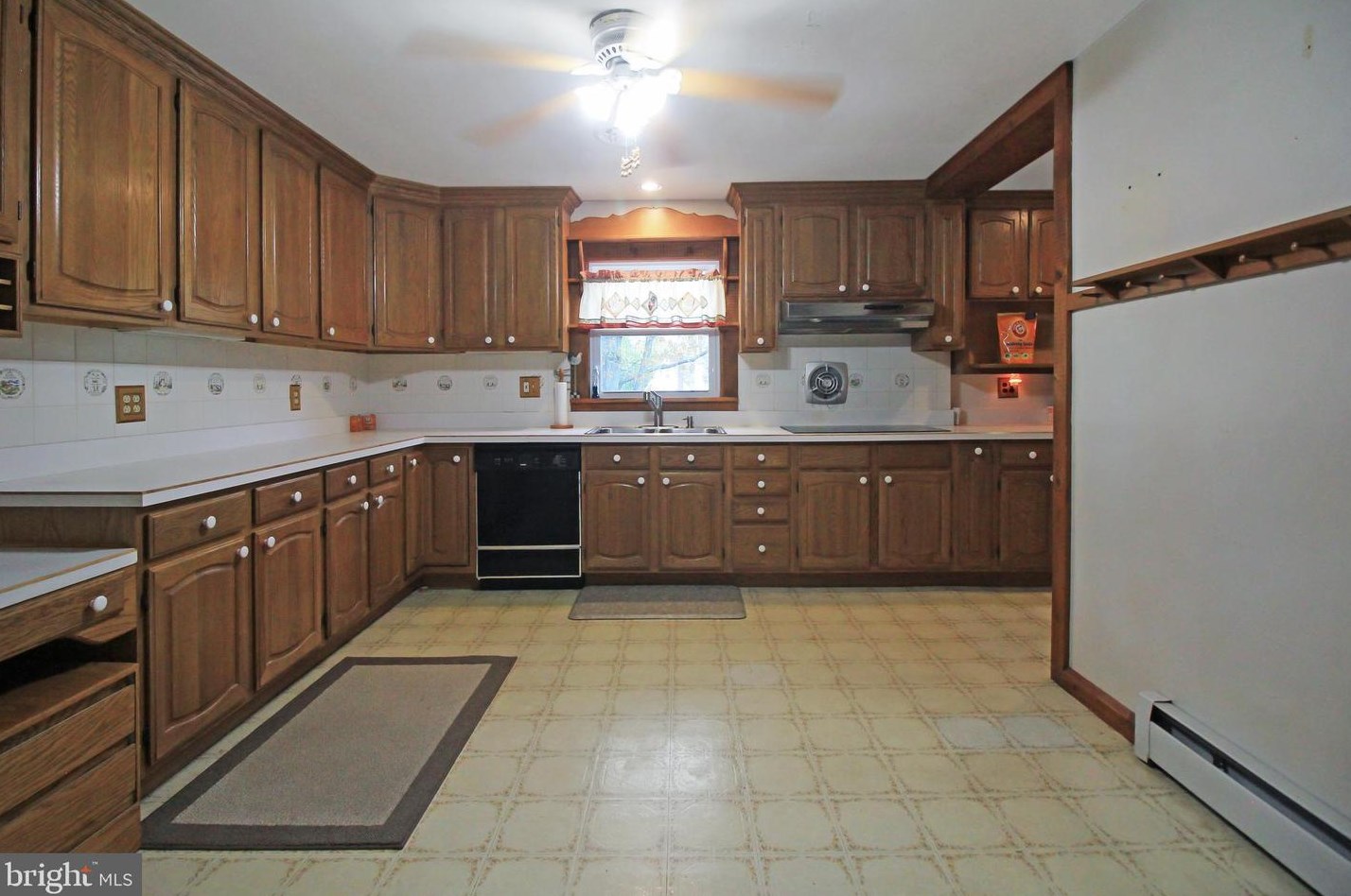 607 Wales Rd, North Wales PA  19454-1724 exterior