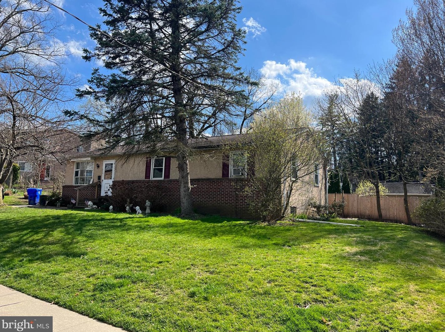 654 Brooke Rd, Ardsley, PA 19038
